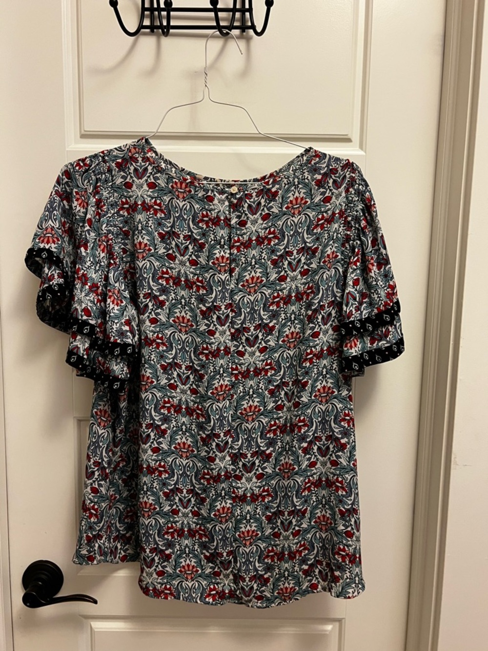 LOFT Red & Teal Floral Flutter Sleeve Blouse - Picture 5 of 7